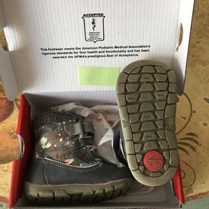 See Kai Run Toddler Snow Boots - Size 5